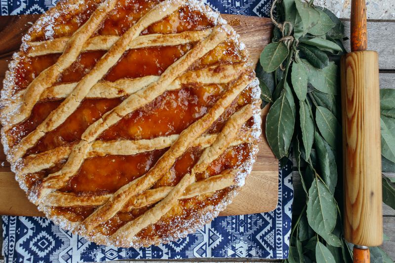 Grandma Eleanor's Apple Pie